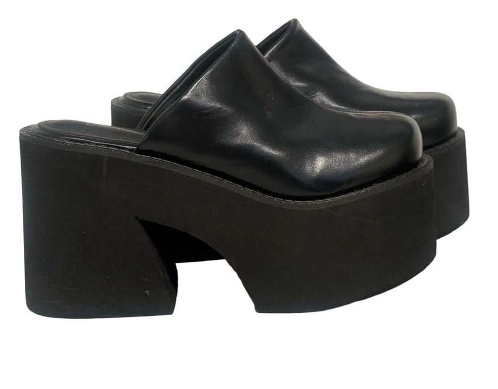 Women's Y2K  Chunky Platform Slip On Mules  SZ 9
